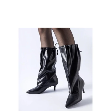 Stiletto sarkú csizma model 204478 Solea