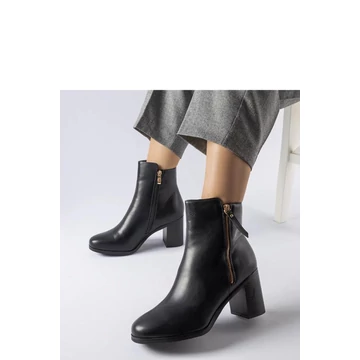 Magassarkú bokacsízma model 205097 Solea