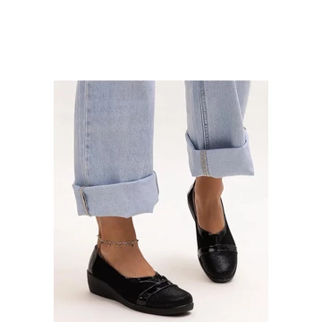 Félcipő model 207067 Solea