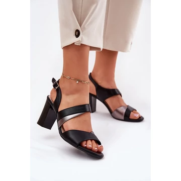 Magassarkú szandál model 212908 Step in style