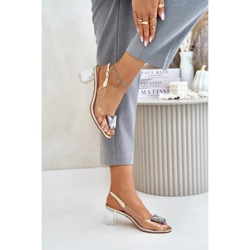 Magassarkú szandál model 215721 Step in style