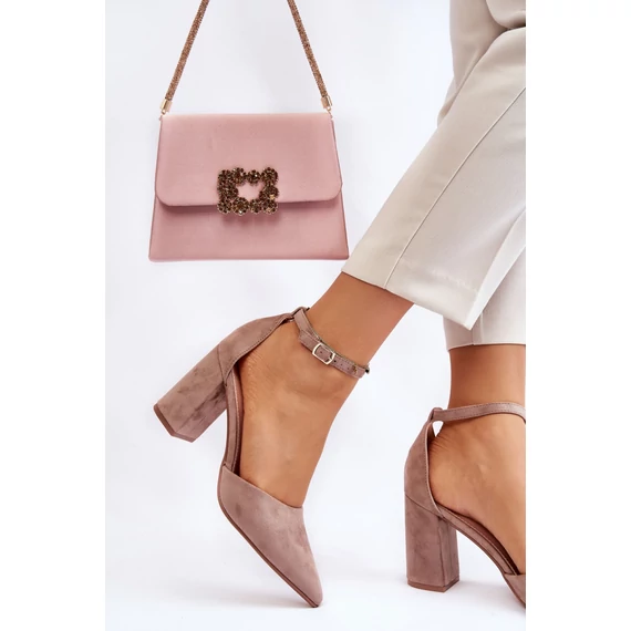 Magassárkú körömcipő model 176243 Step in style