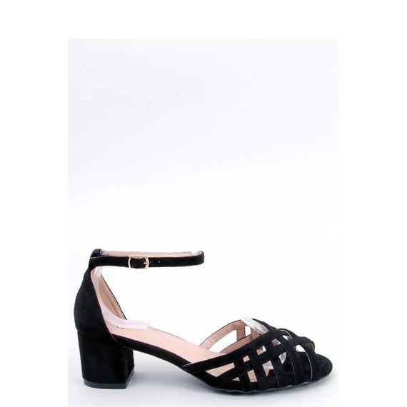 Magassarkú szandál model 177340 Inello