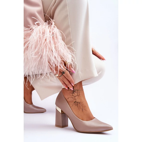 Magassárkú körömcipő model 177681 Step in style