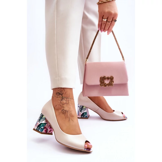 Magassarkú körömcipő model 177698 Step in style
