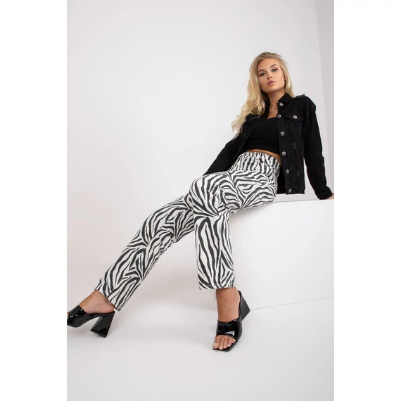 Dzseki model 184560 Rue Paris