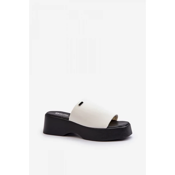 Papucs model 195291 Step in style