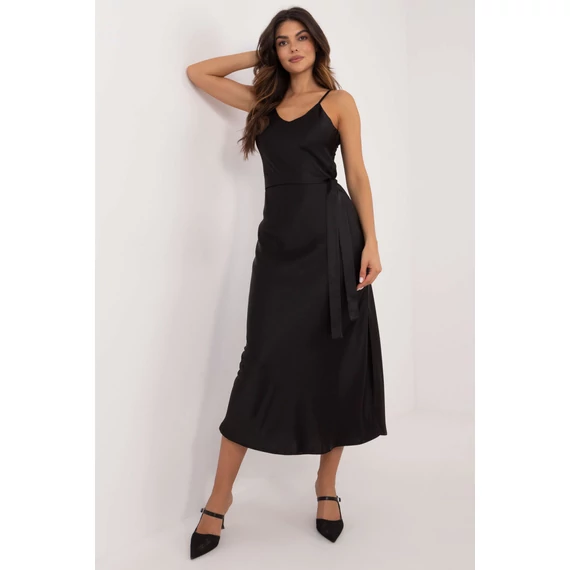Estélyi ruha model 201957 Lakerta