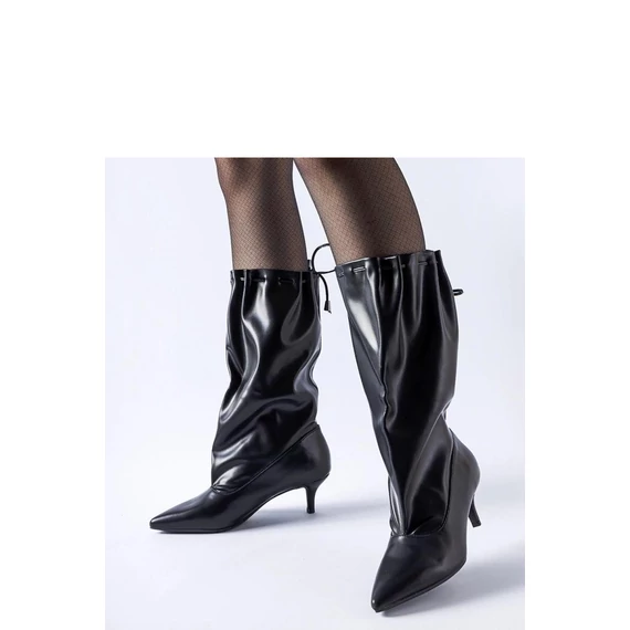 Stiletto sarkú csizma model 204478 Solea