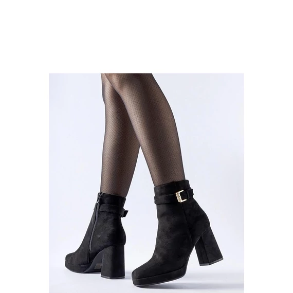 Magassarkú bokacsízma model 204724 Solea