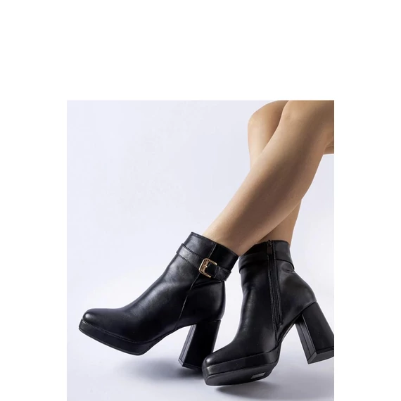 Magassarkú bokacsízma model 204725 Solea