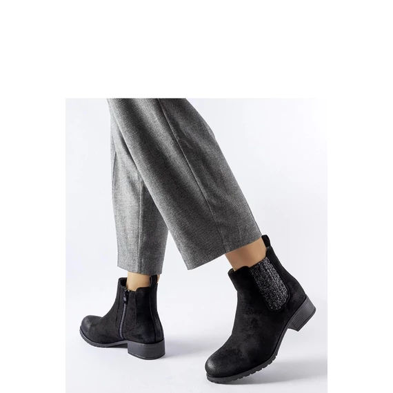 Magassarkú bokacsízma model 204748 Solea