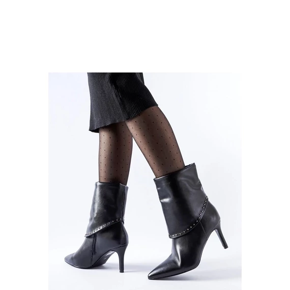 Magassarkú bokacsízma model 204820 Solea