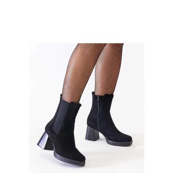 Magassarkú bokacsízma model 205033 Solea