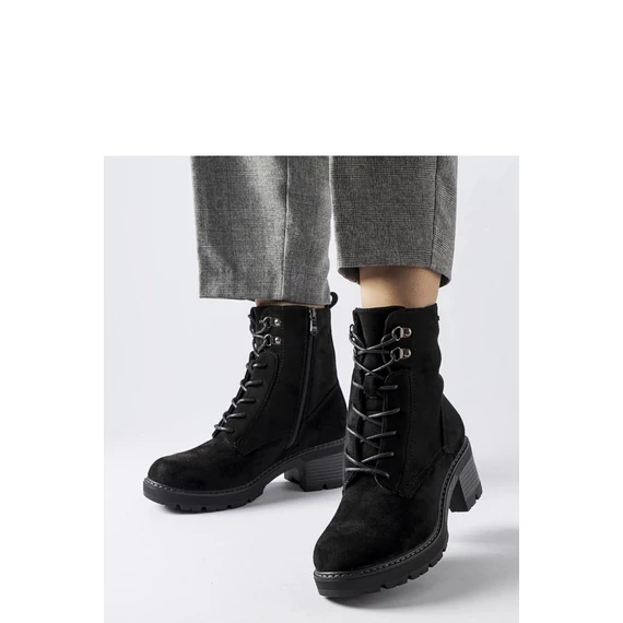 Magassarkú bokacsízma model 205852 Solea