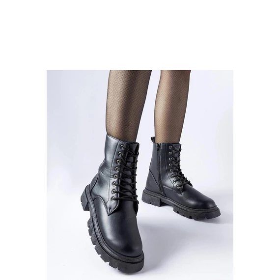 Bakancs model 205861 Solea