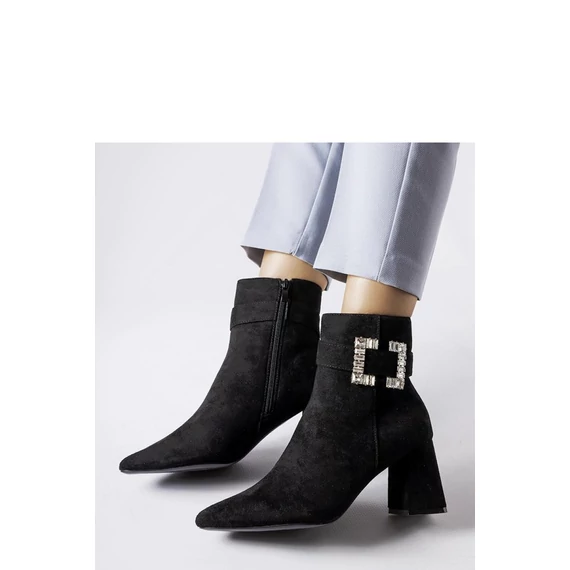 Magassarkú bokacsízma model 205865 Solea