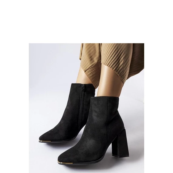 Magassarkú bokacsízma model 205866 Solea