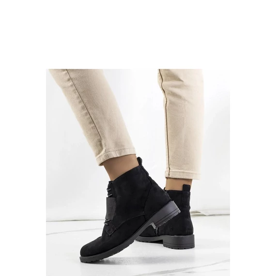 Magassarkú bokacsízma model 205899 Solea
