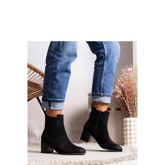 Magassarkú bokacsízma model 206447 Solea