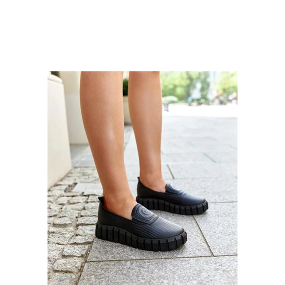 Félcipő model 206460 Solea