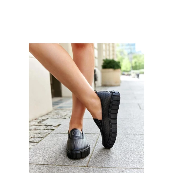 Félcipő model 206460 Solea