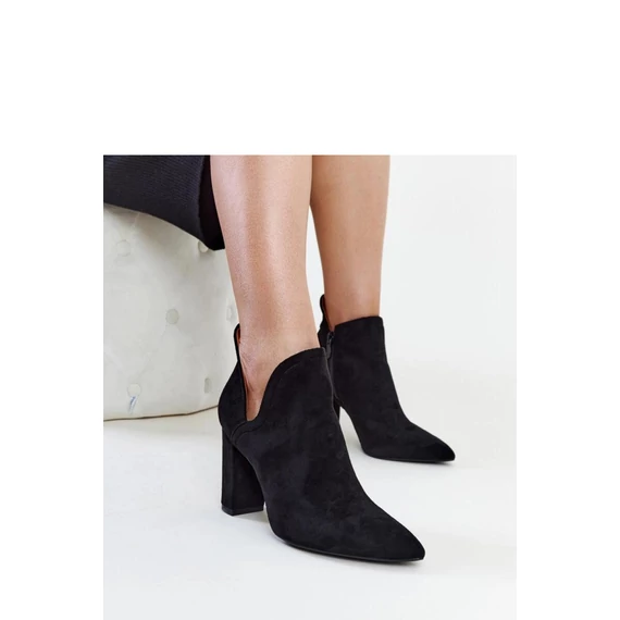 Magassarkú bokacsízma model 206462 Solea