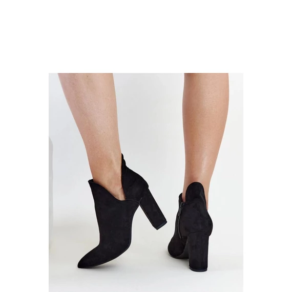 Magassarkú bokacsízma model 206462 Solea