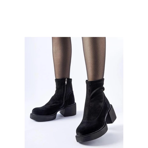 Magassarkú bokacsízma model 206495 Solea