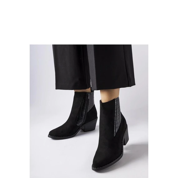 Magassarkú bokacsízma model 206554 Solea