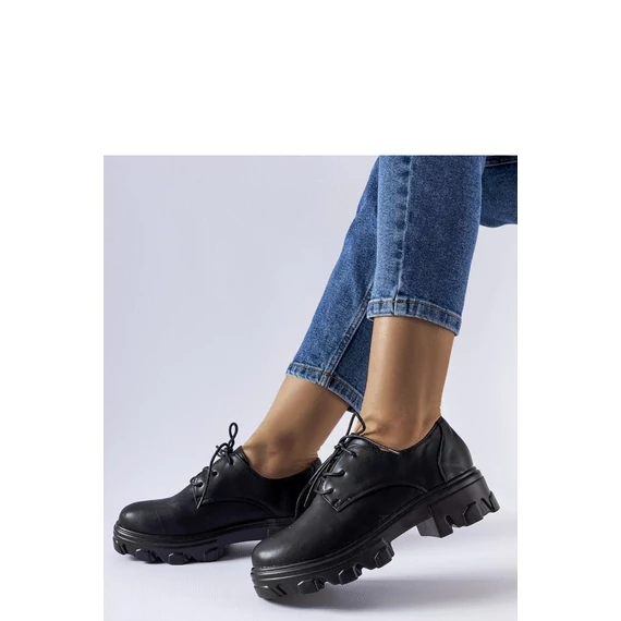 Félcipő model 206580 Solea