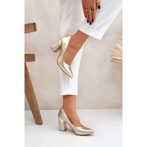 Magassárkú körömcipő model 206818 Step in style