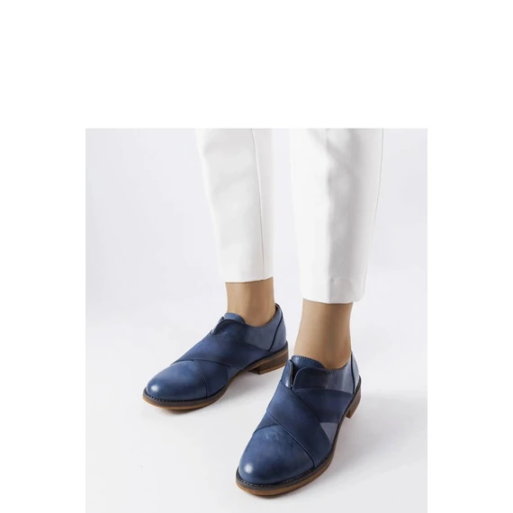 Félcipő model 207053 Solea