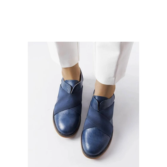 Félcipő model 207053 Solea