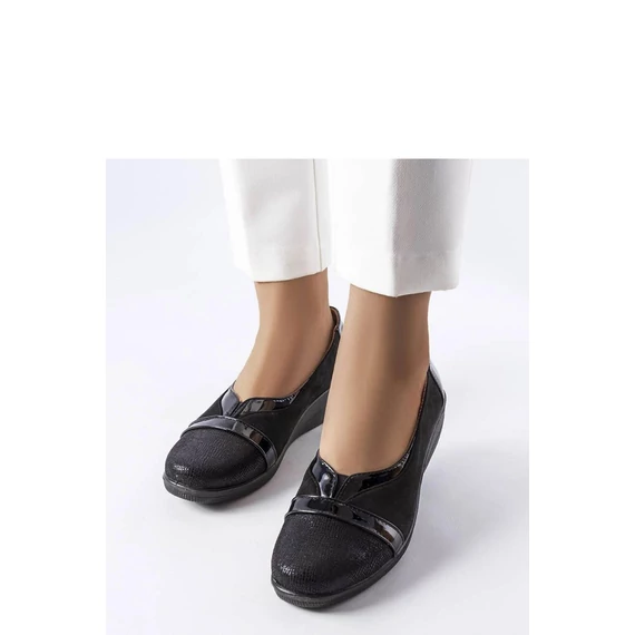 Félcipő model 207067 Solea