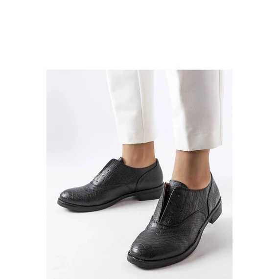 Félcipő model 207084 Solea
