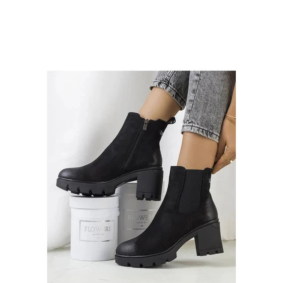 Magassarkú bokacsízma model 207093 Solea
