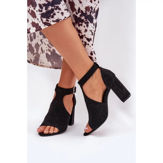 Magassarkú szandál model 209916 Step in style