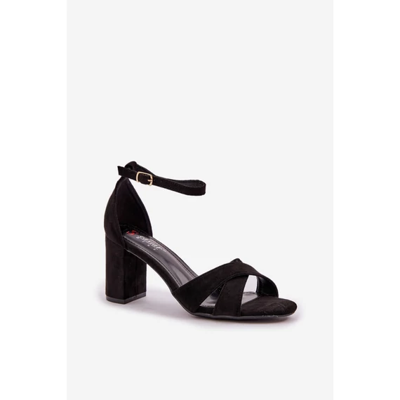 Magassarkú szandál model 210152 Step in style