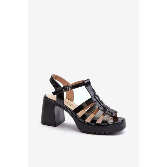 Magassarkú szandál model 211947 Step in style