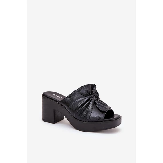 Papucs model 212158 Step in style