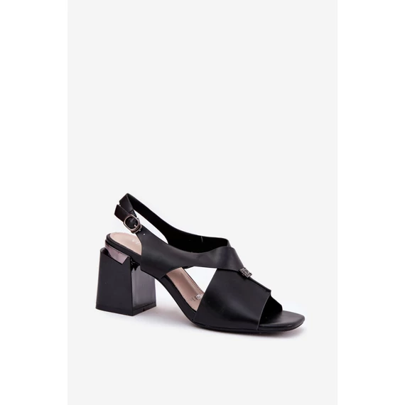 Magassarkú szandál model 212828 Step in style
