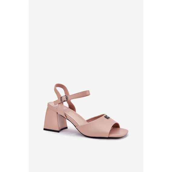 Magassarkú szandál model 213185 Step in style