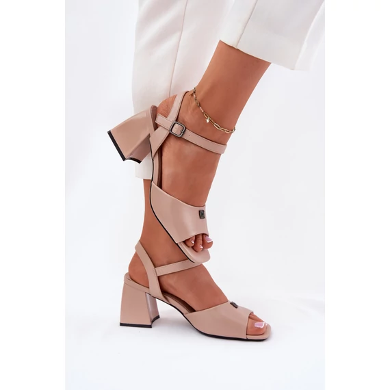 Magassarkú szandál model 213185 Step in style