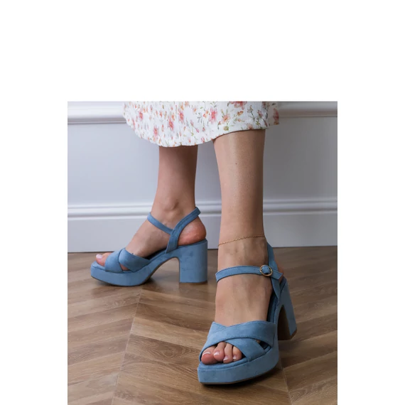 Magassarkú szandál model 213415 PRIMO
