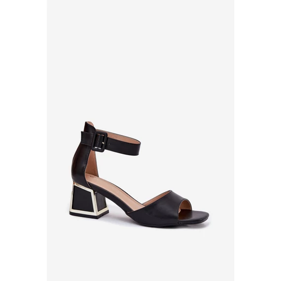 Magassarkú szandál model 213930 Step in style