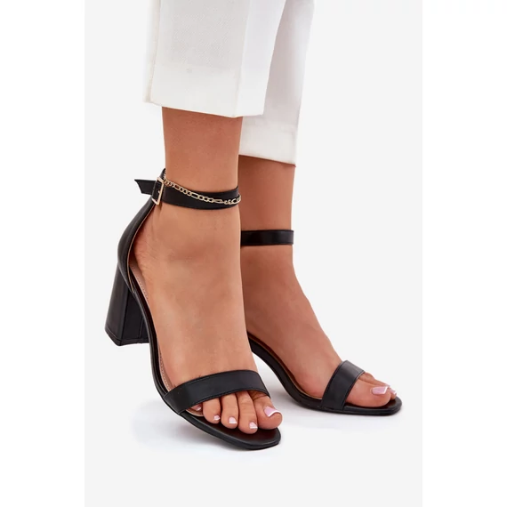 Magassarkú szandál model 214340 Step in style