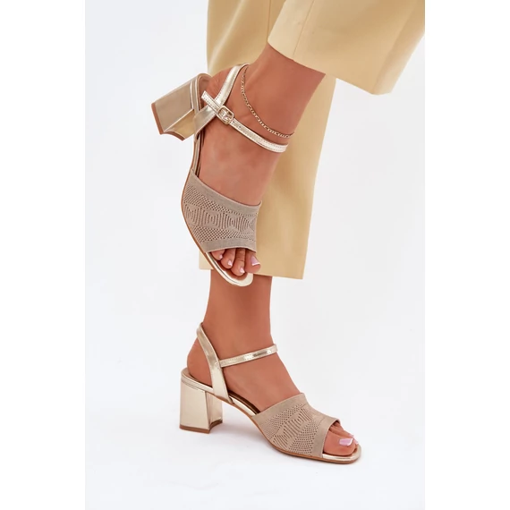 Magassarkú szandál model 214685 Step in style