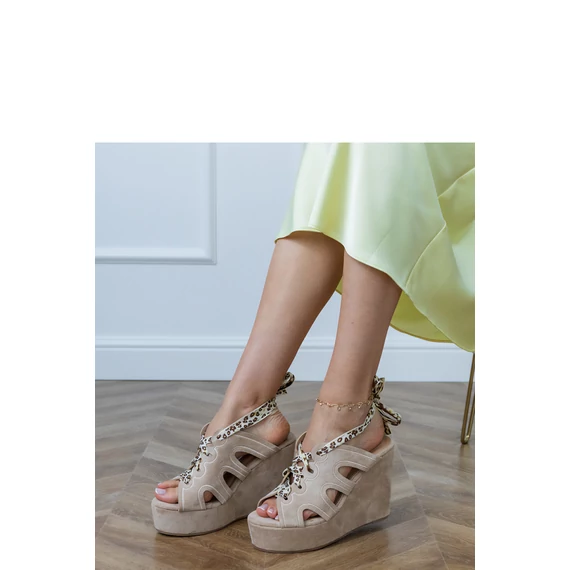 Fűzős szandál model 215286 PRIMO
