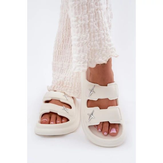Papucs model 215688 Step in style
